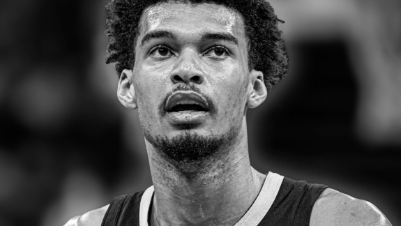 Victor Wembanyama revela treino violento no Spurs