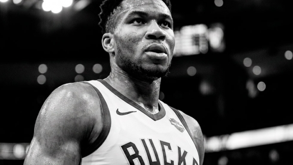 Giannis no Celtics? Insider joga balde de água fria