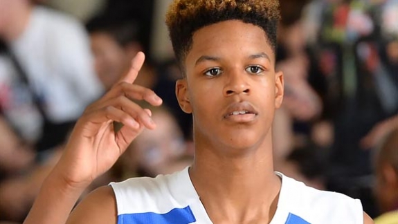 Filhos de Shaquille O'Neal e Metta World Peace se enfrentam em quadra e o fim do jogo é sensacional