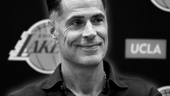 Lakers pode avaliar troca por armador do Celtics