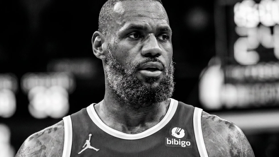 LeBron e Lakers têm 14 dias para fechar, diz Windhorst
