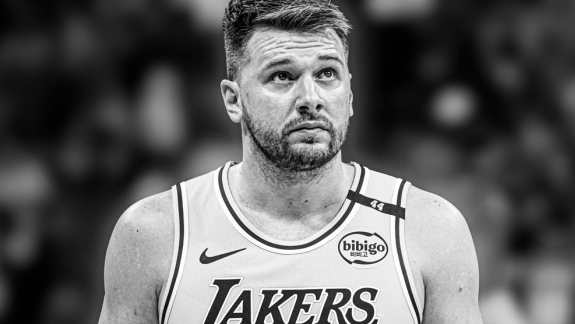 Esse é o alvo que o Lakers deve buscar para ajudar Luka Doncic