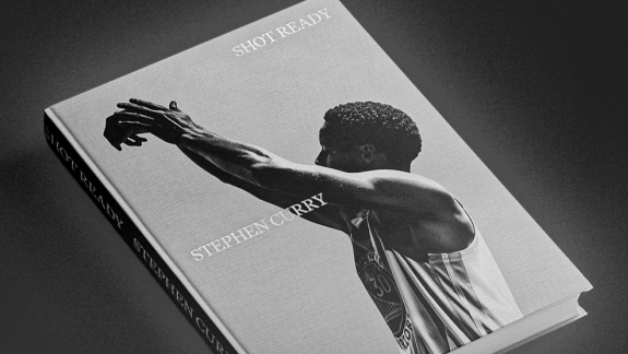Stephen Curry lança livro “Shot Ready” e compartilha segredos de sua jornada