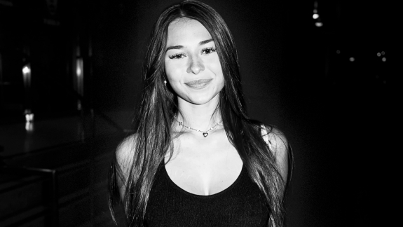 Sophie Rain, estrela do OnlyFans, planeja superar LeBron James em 2026