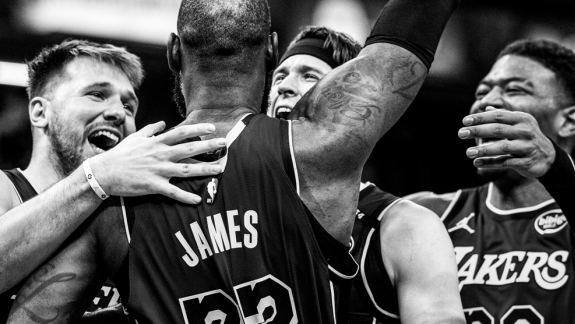 O novo time titular do Lakers