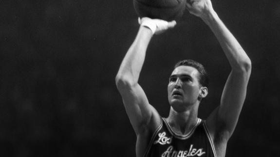 Jerry West quer que a NBA troque o seu logotipo